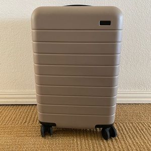 AWAY Suitcase, The Carry-On